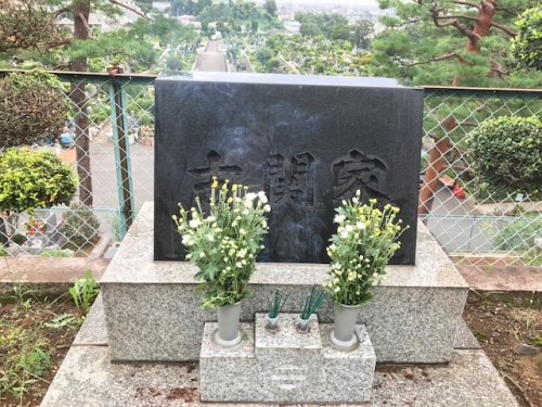 春秋苑お墓.JPG
